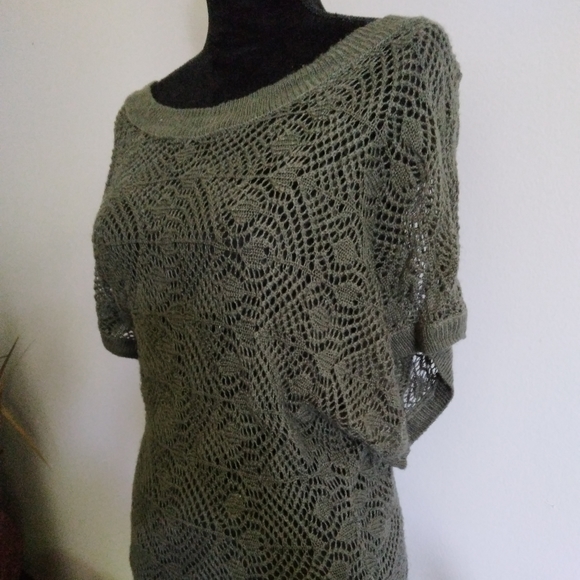 Green see-through layering blouse by Maurice's size M - Picture 2 of 3